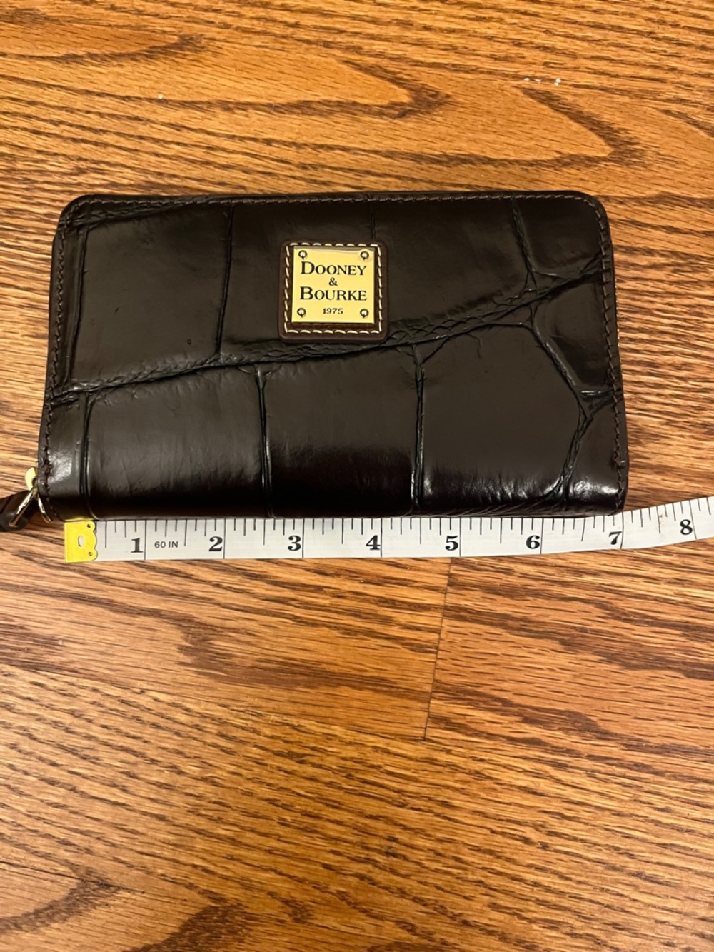 Dooney & Bourke Black Croc-Embossed Zip Wallet Brown - Picture 12 of 13